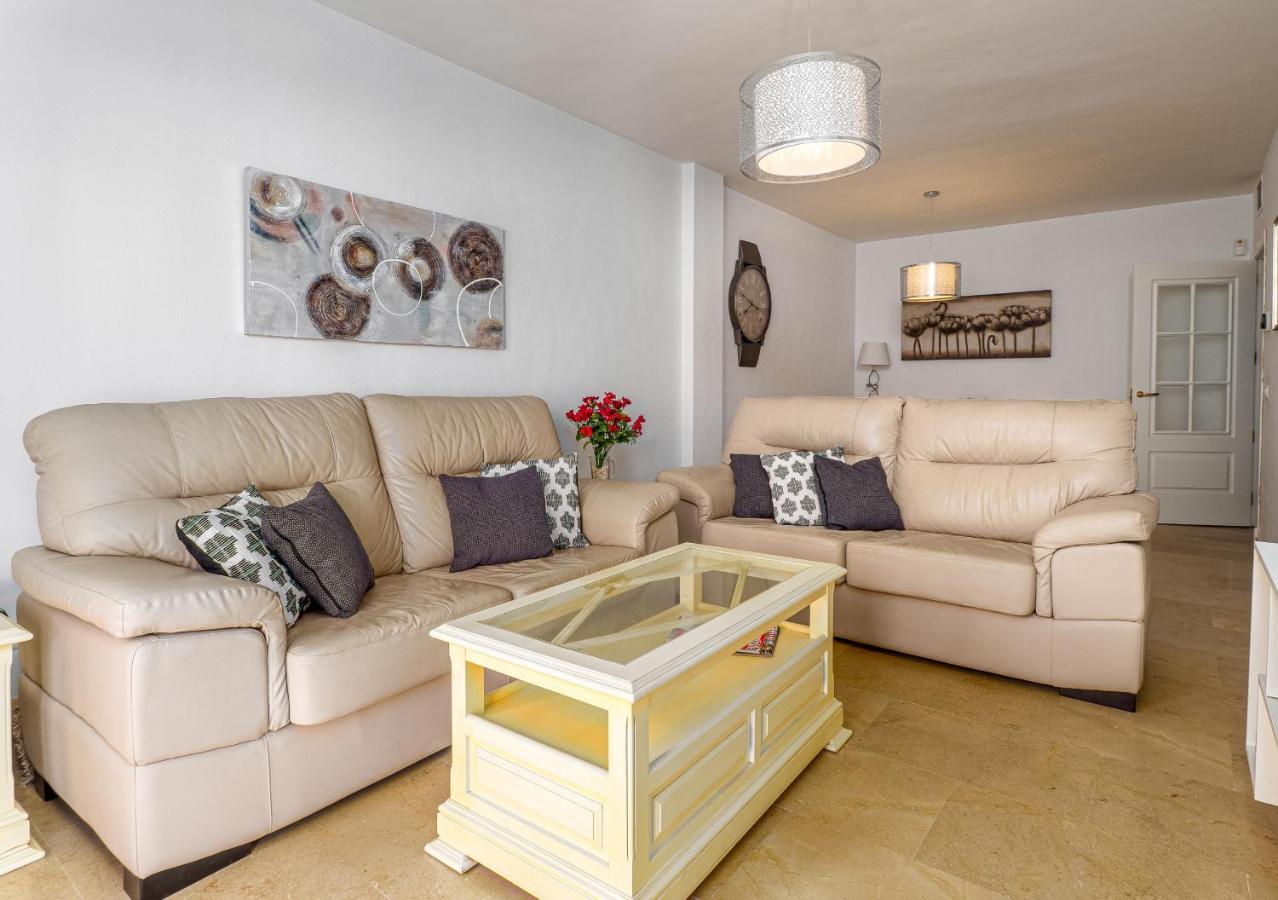 Frontline Beach Apartment Marina Real 5009 マニルバ エクステリア 写真