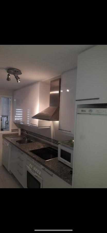 Frontline Beach Apartment Marina Real 5009 マニルバ エクステリア 写真